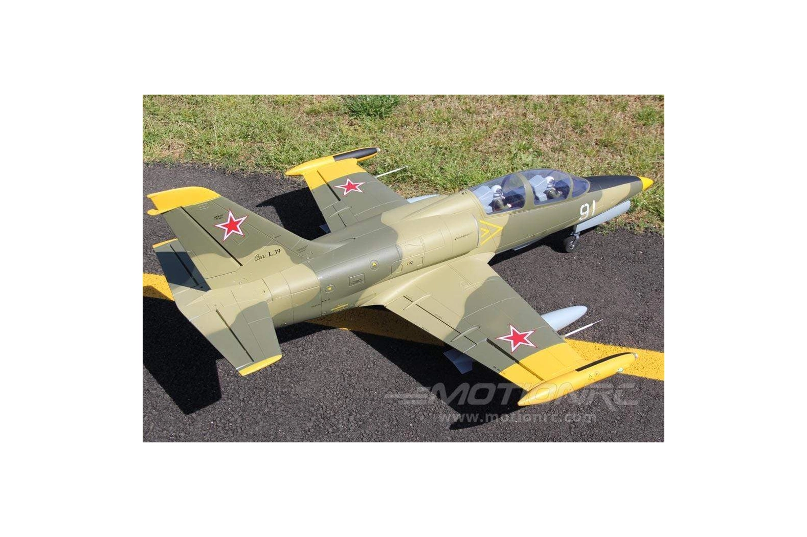 Freewing L-39 80MM Camo V2 PNP - Image 8