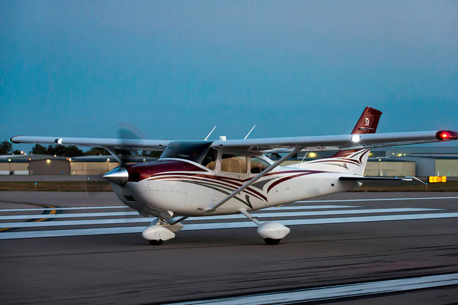 FMS Cessna 182 1500MM PNP RED Officially licensed - Image 16