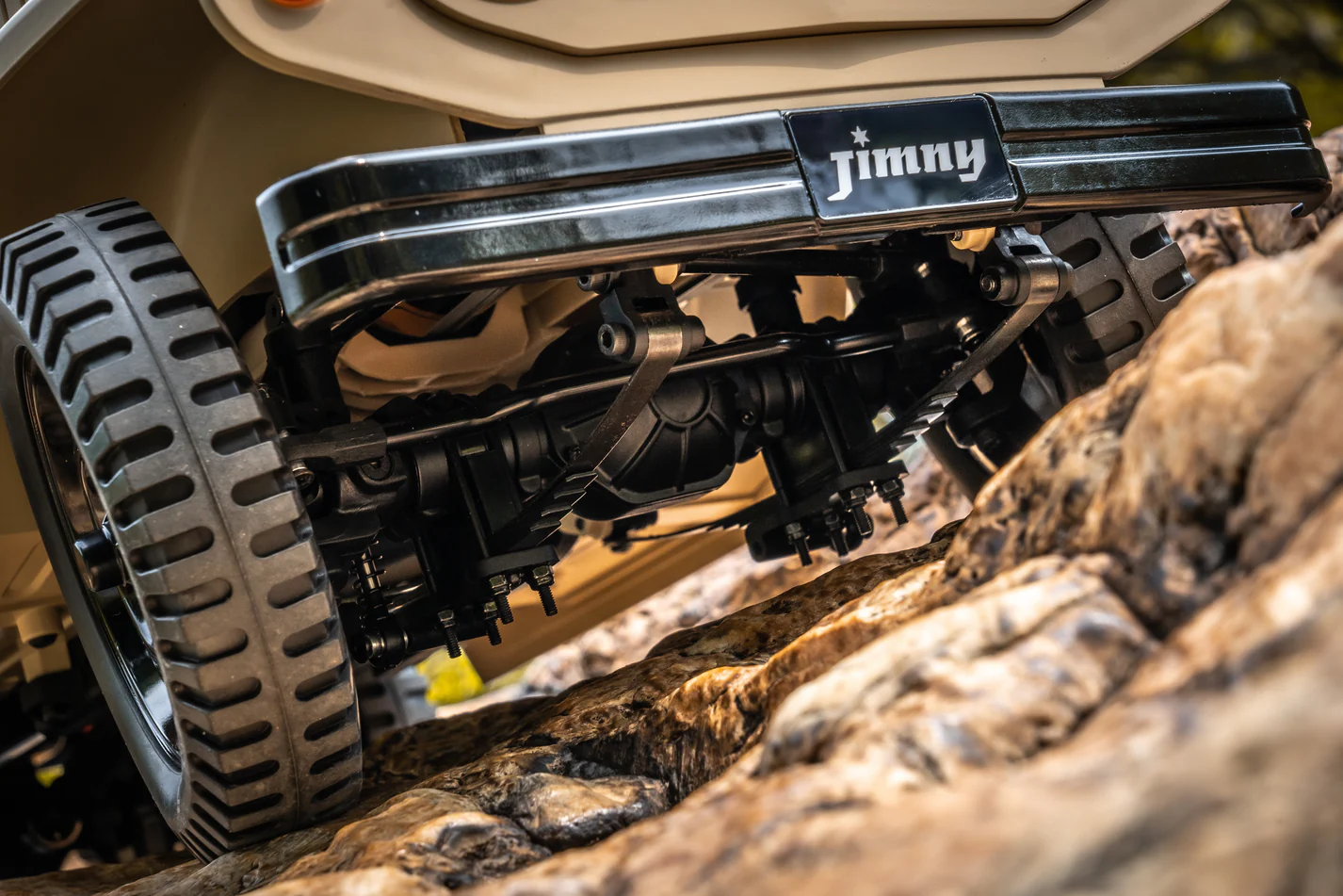 FMS Suzuki Jimny LJ10 Scaler 1/6 RTR - Image 9