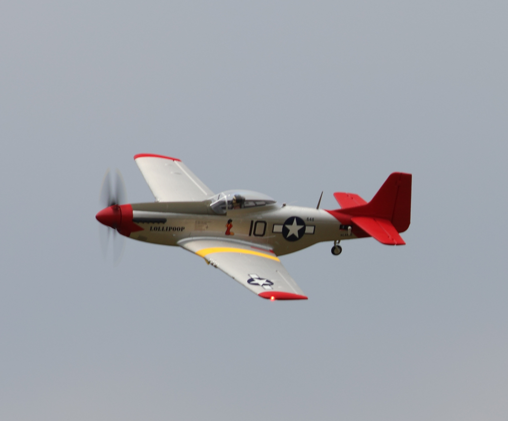 Arrows P-51D Mustang 850MM dengan Vector Gyro PNP
