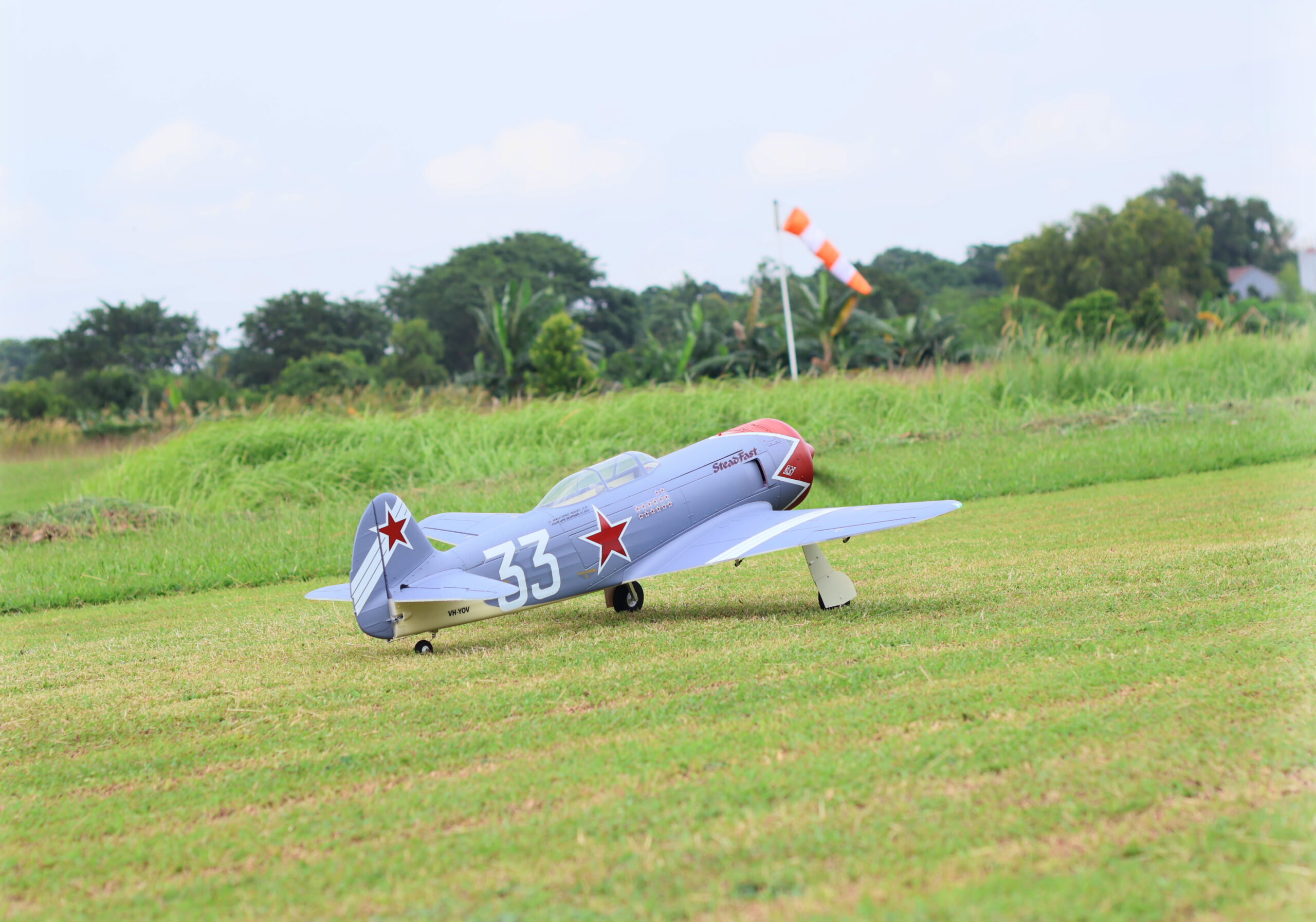Yak-11 Steadfast Single-Seat Racer 1450MM 6S PNP - Image 10
