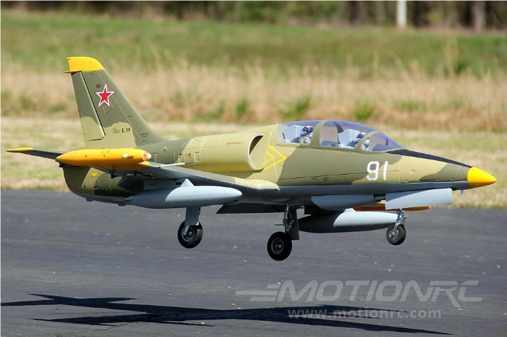 Freewing L-39 80MM Camo V2 PNP - Image 3